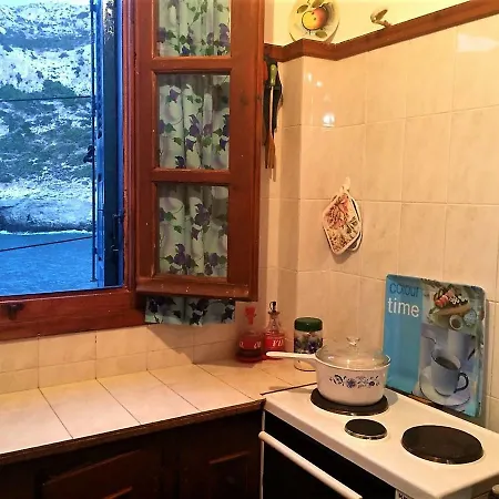 Lionas Seaside Retreat Holiday home