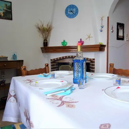 Lionas Seaside Retreat Holiday home